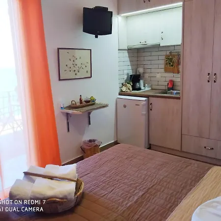 Πανσιόν Violetta 3*